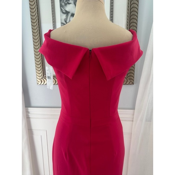 XSCAPE Size 4 Fuchsia Off Shoulder Foldover Neckline Gown NWT - Picture 5 of 9